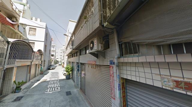 茄萣透天法拍-2