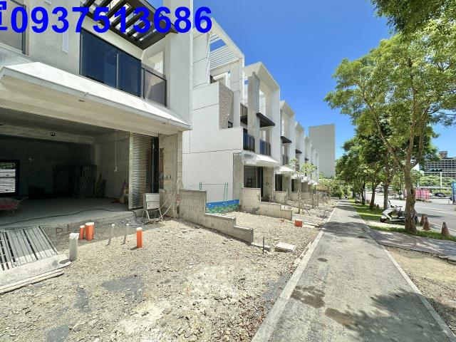 宜蘭縣礁溪鄉公園北路店住出售