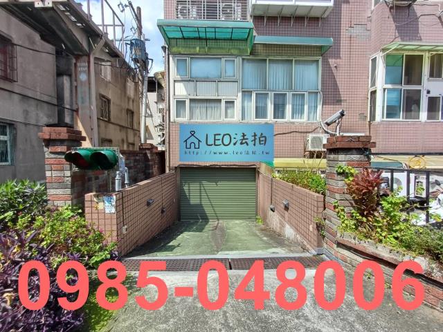 八里法拍大樓-4