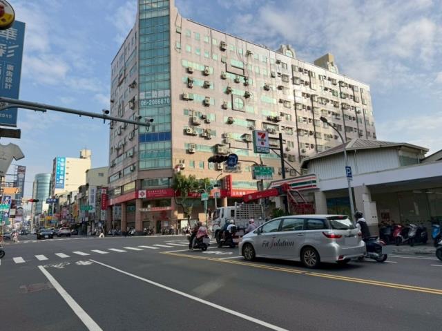 東門城東門路一段