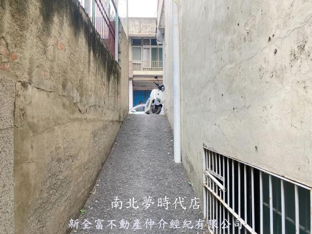 東區透天-8