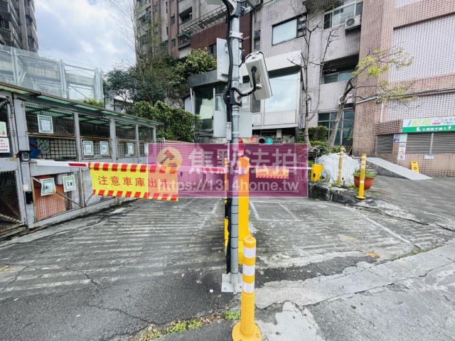 台北南港大樓法拍-8