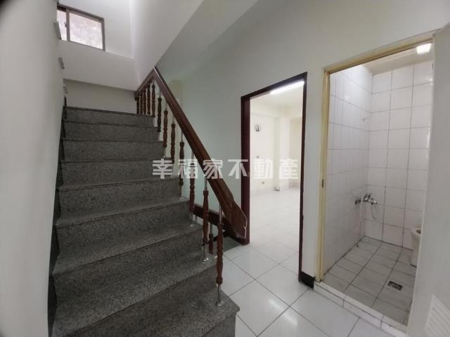 台南歸仁店面-13