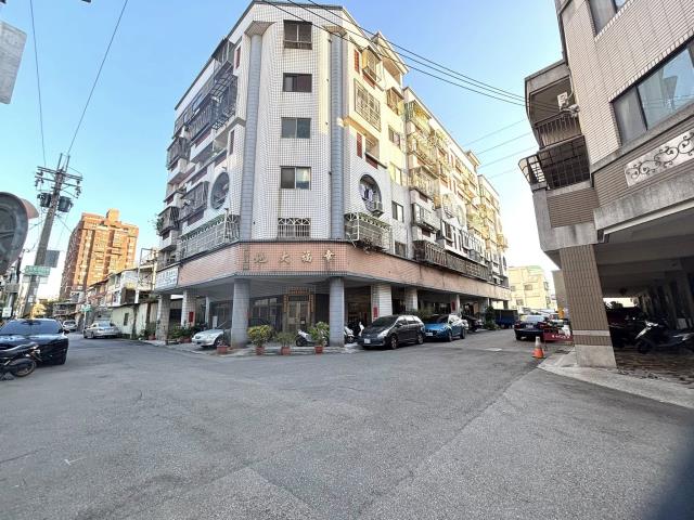 幸福大地3房平車