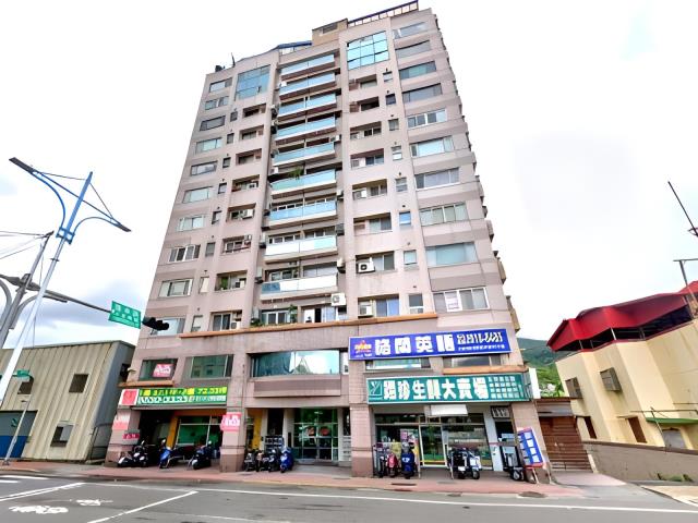 八里大樓拍賣-2