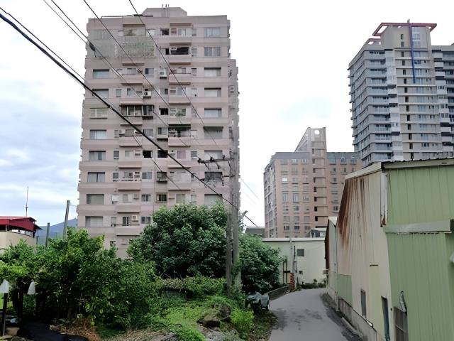 八里大樓拍賣-4