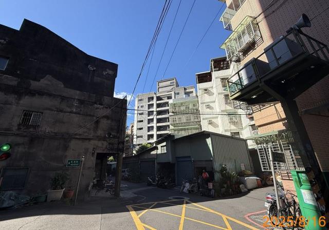 蘆洲公寓法拍-5