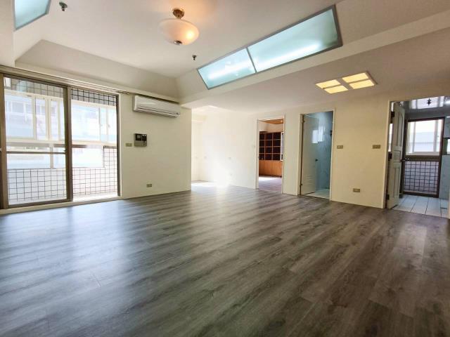 桃園向日葵1房車中平向日葵1房車壽昌街向日葵1房車