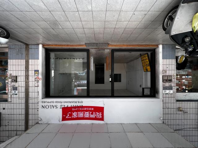 高雄前鎮正勤獅甲國宅亞灣樓店店面收租投資出售