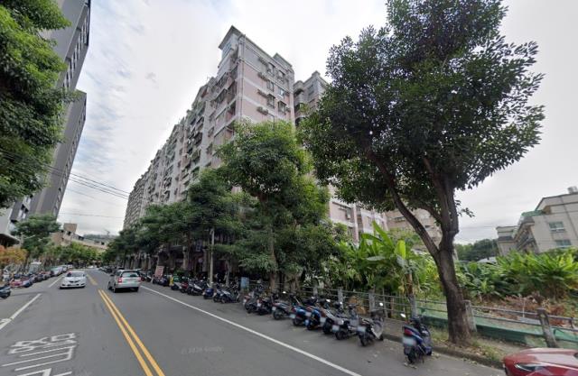 台中大里華廈拍賣-1