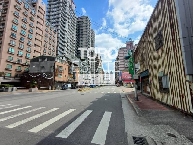 新北八里大樓法拍-7