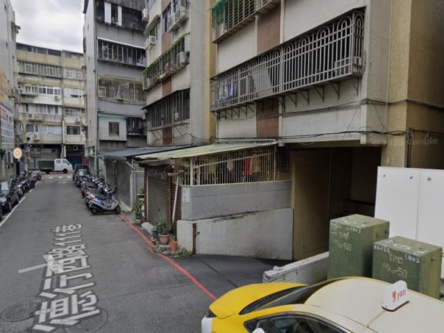 士林華廈法拍-3