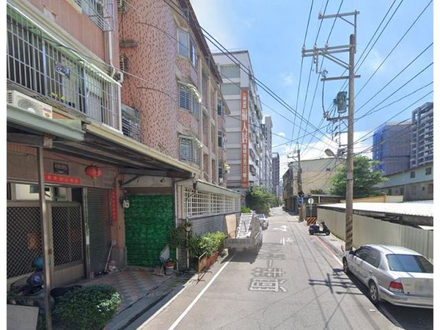 潭子透天法拍-4