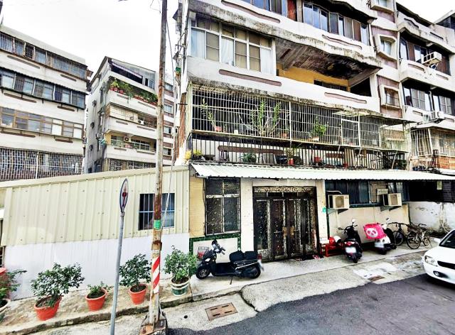 新營公寓法拍-2