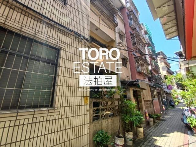 新北淡水法拍透天-4