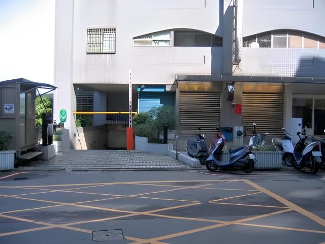 淡水大樓法拍-2