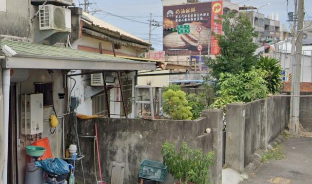 大甲區法拍屋水源路透天優室法拍林小陽