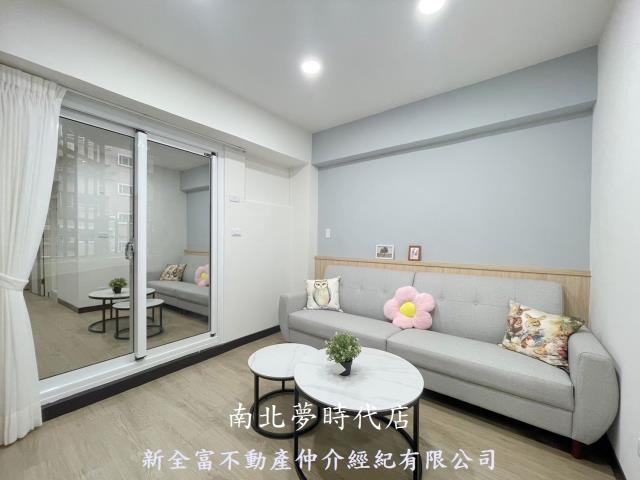 歸仁圓環房有車位