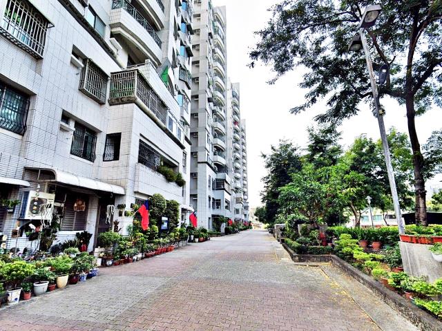 北區大樓法拍-5