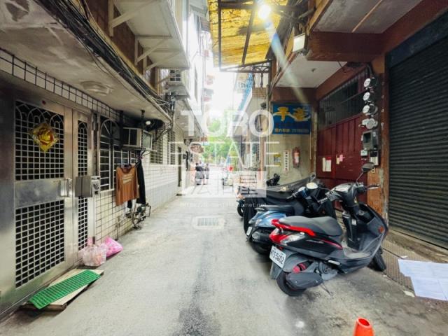 三重公寓法拍-5