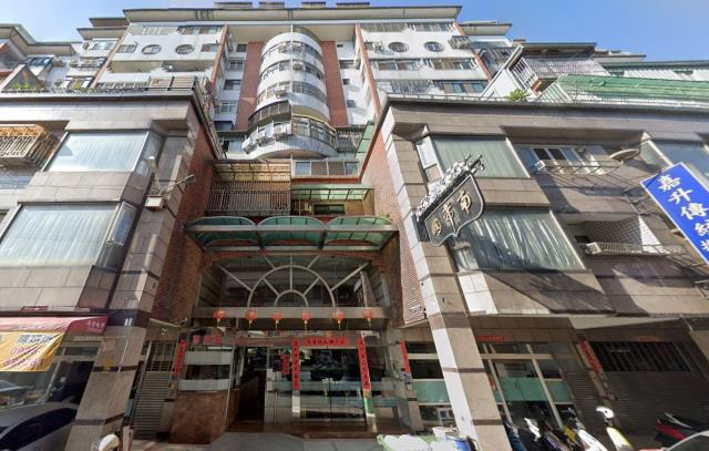 大里區法拍屋內新街南帝國A區優室法拍林小陽