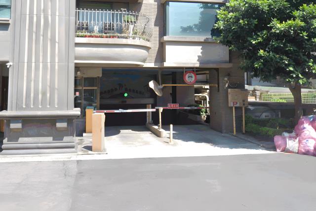 新北法拍大樓-2