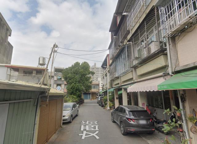 高雄鳳山拍賣透天-9