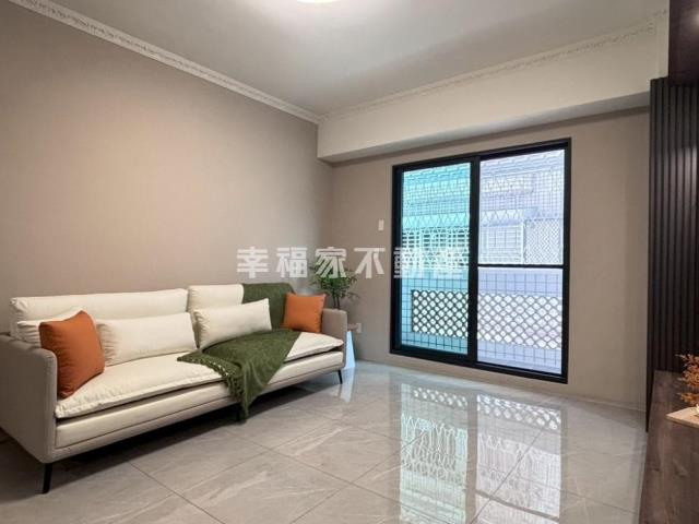 南區公所三房雙陽台質感住宅