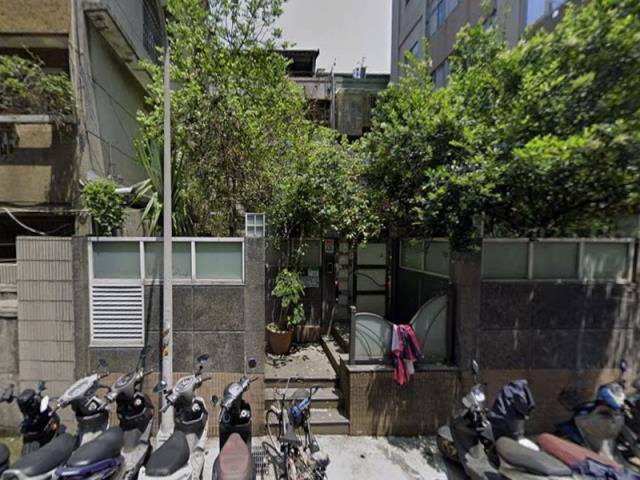 台北中山區拍賣大樓-4