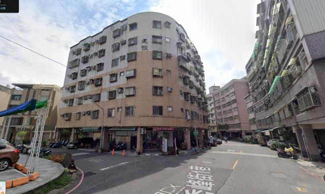 高雄小港法拍華廈-2