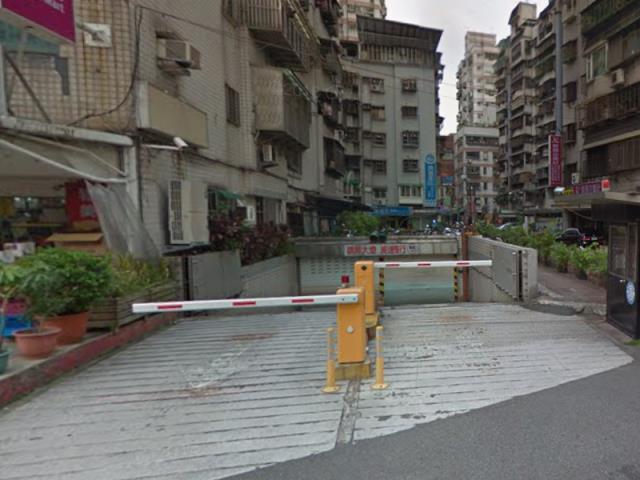 新北新莊大樓法拍-5