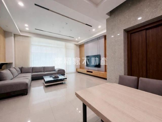 專大亞築綠電梯併排雙車墅