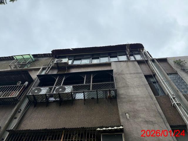 新北三重法拍公寓-1