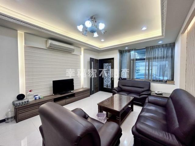 佳里成功路優質車墅