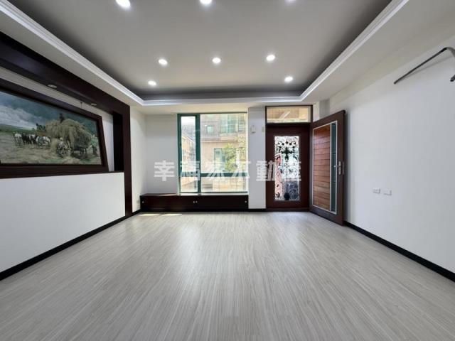 裕忠域見綠邑頌雙車墅