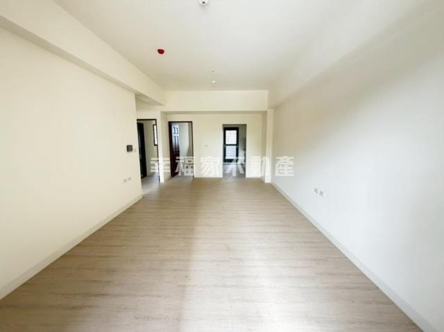 力擷和樂居陽台進出三房平車