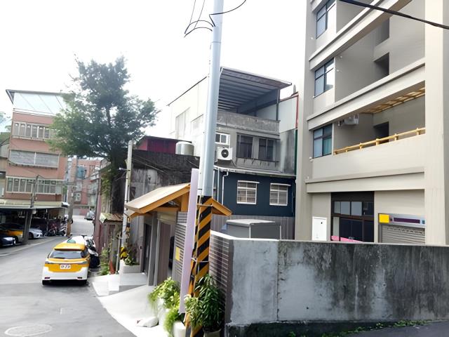 新北深坑法拍大樓-6