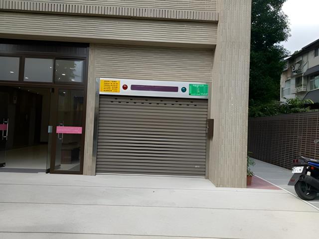 新北深坑法拍大樓-1