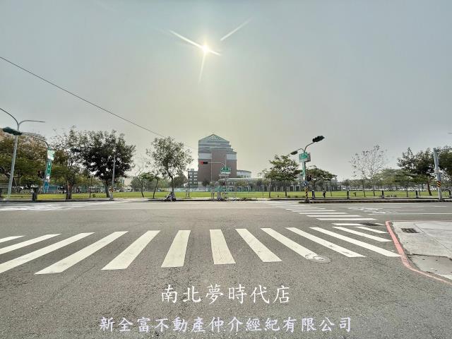 台南安平透天-12