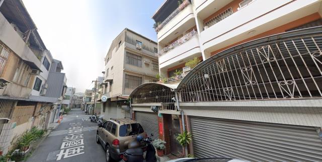 台南法拍透天-2