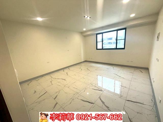 台南北區店面-12