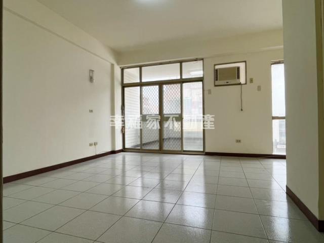 台南安平店面-11