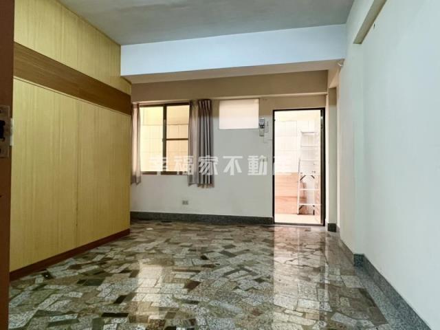 台南安平店面-1