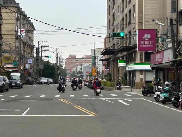 桃園中壢華廈-9