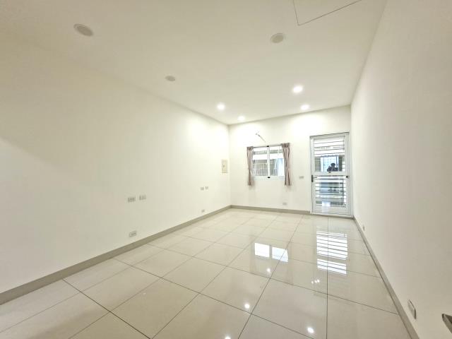 高雄苓雅透天-11