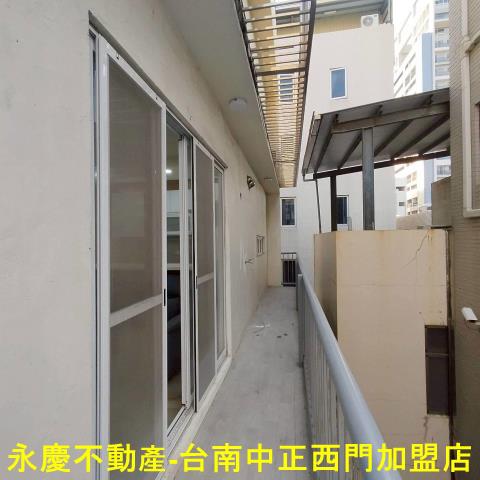台南中西區公寓-10