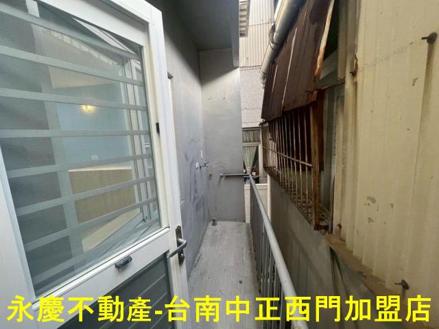 台南中西區公寓-8