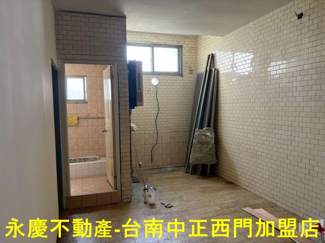 台南北區透天-8