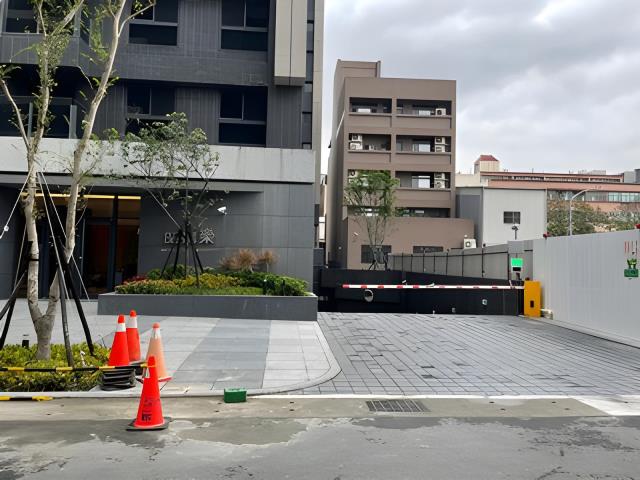 桃園法拍大樓-4