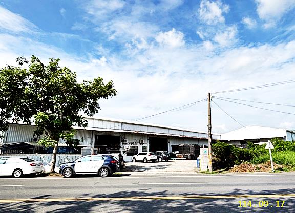 仁德德崙路農舍倉儲